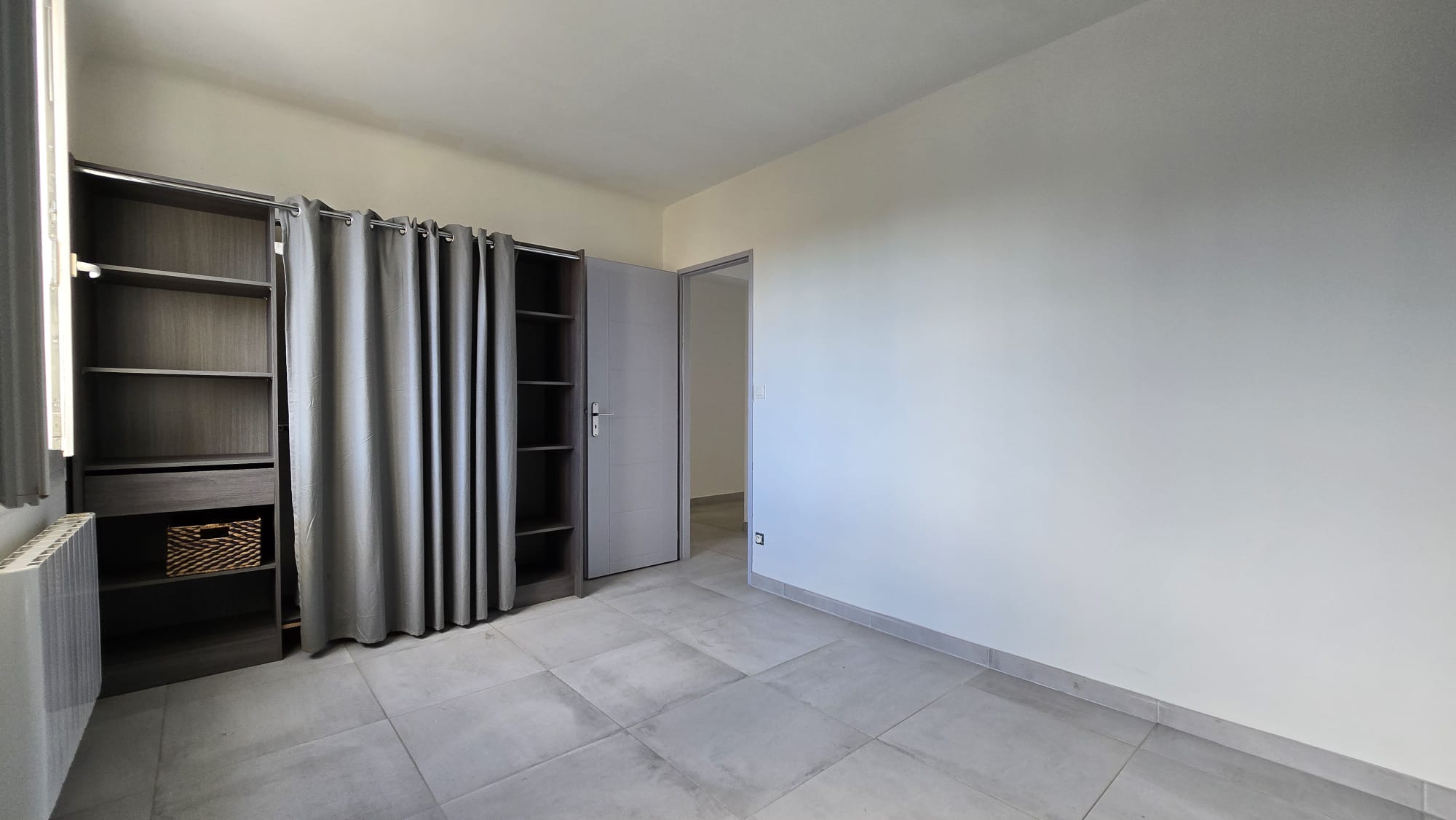 86BB4B3F-4755-4B7F-AF8D-23AAD67B7CA9